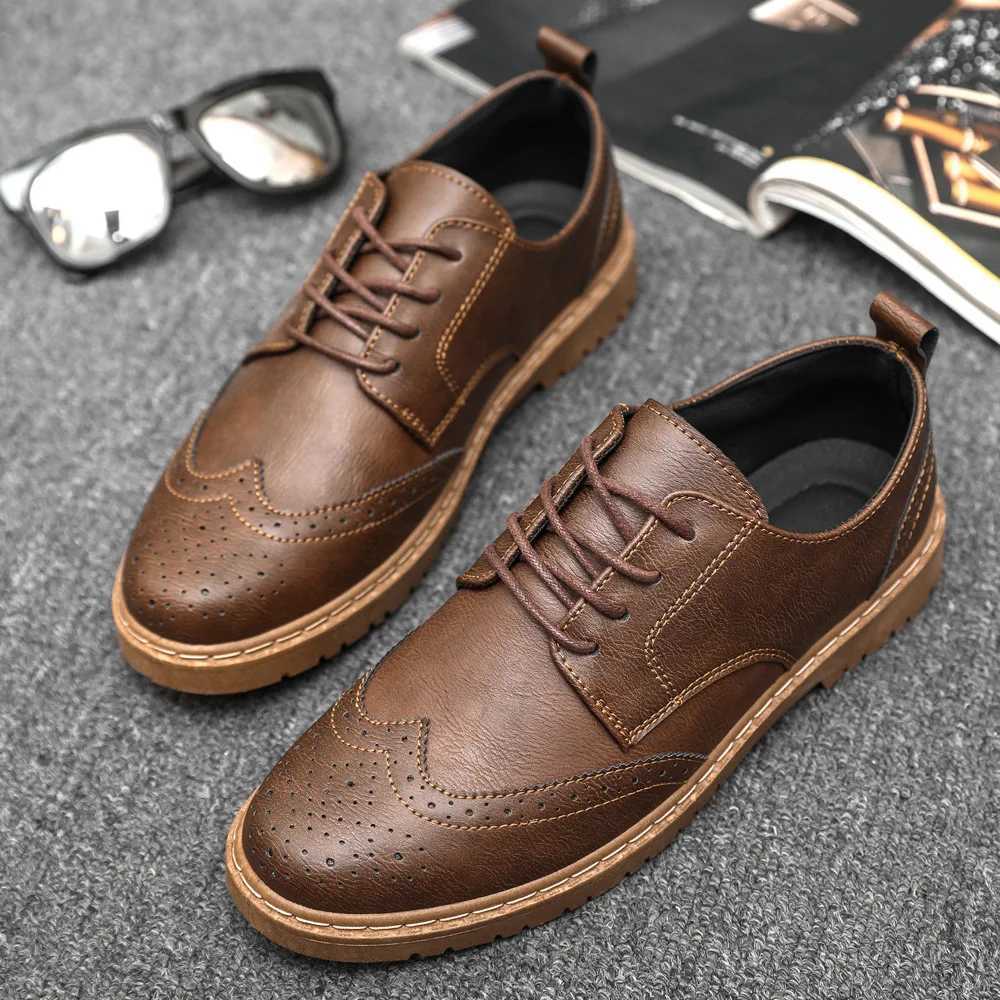 Men Brogue British Casual Dress Shoes Male Gentleman PU Leather Footwear Semi-Formal Men Loafers Thick Sole Party Zapatos HombreXJ250118