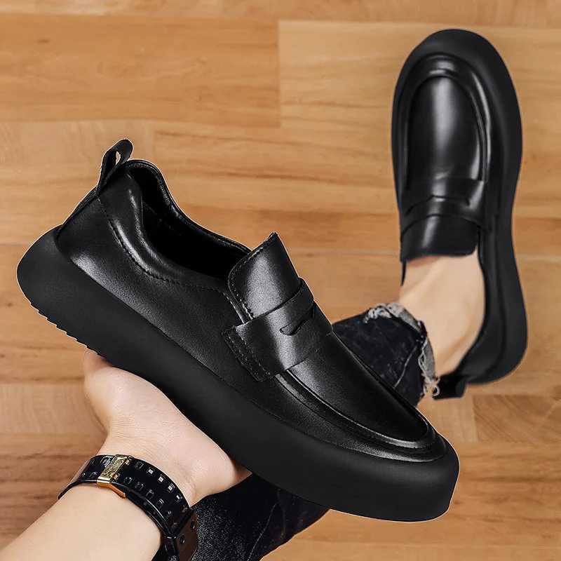 Genuine Leather Men Casual Shoes High Quality Mens Handmade Loafers All-mah Mens Comfortable Sneakers New Mens Slip FlatsXJ250118