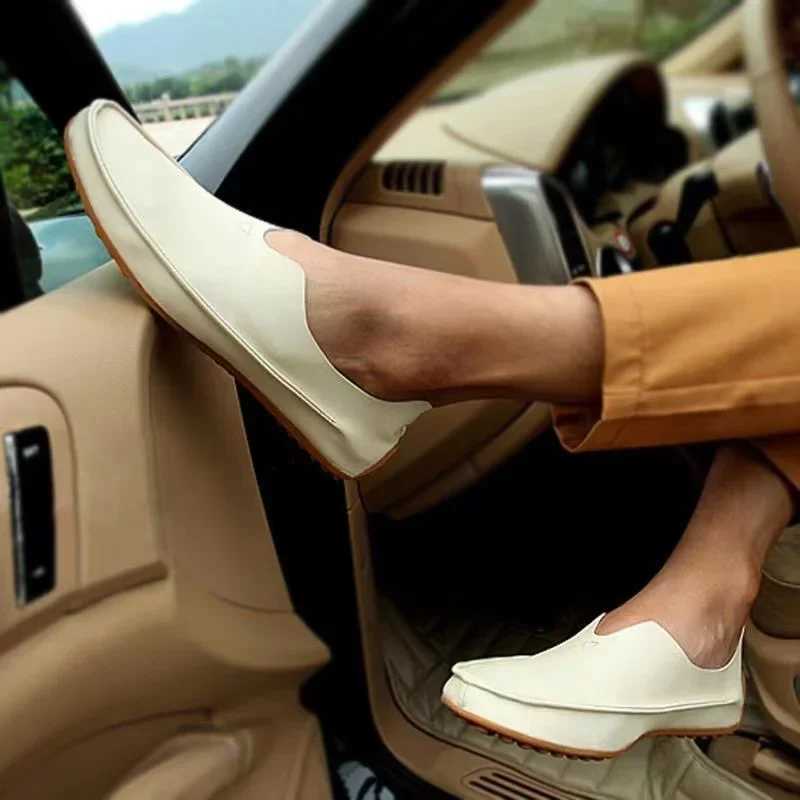 2023 Urban Fi Breathable Kayak Shoes N-slip Soft Mens Leather Shoes Driving Shoes Casual Leather Shoes Men Loafers ShoesXJ250118