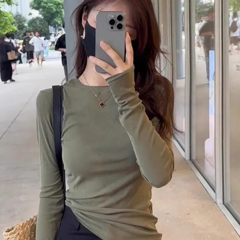 Round Neck Solid Long-sleeved T-shirt Early Autumn Tight-fitting Slim Tops Bottoming Shirts Women Style 250109