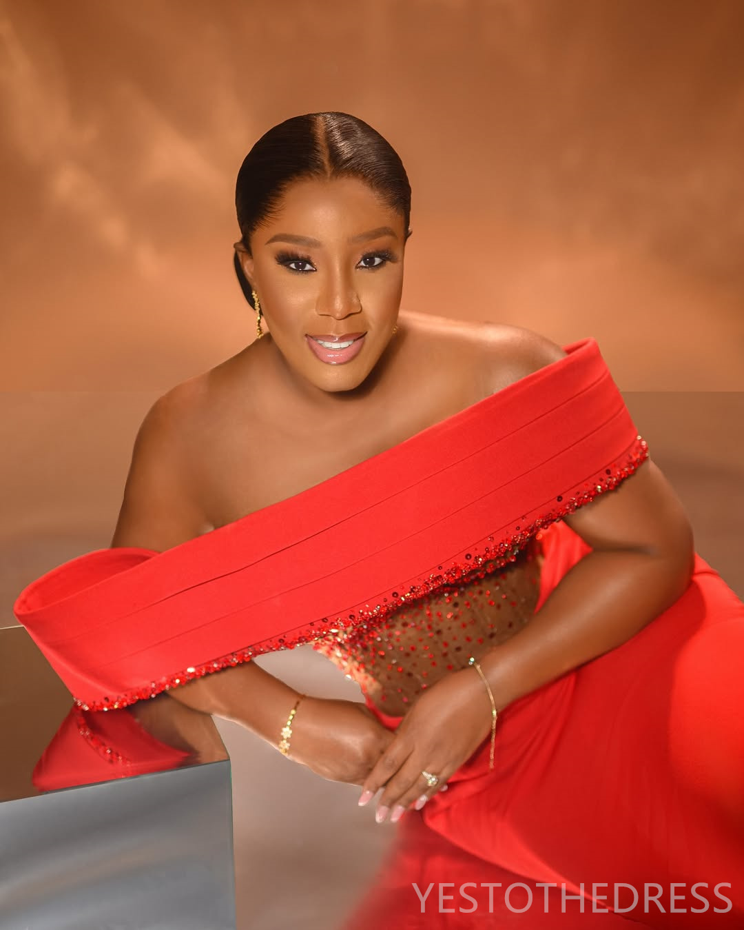 2025 Plus Size Red Aso Ebi Prom Dresses For Occasions Mermaid Evening Gowns For Black Women Illusion Sheer Neck Beaded Birthday Dress Second Reception