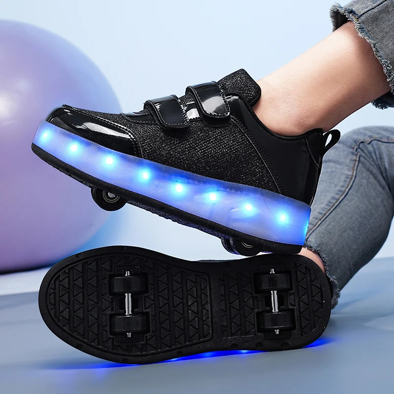 Childrens Sneakers Luminous Sole LED USB Rechargeable Boys and Girls Outdoor Roller Skating Shoes Fashion Skate 250115
