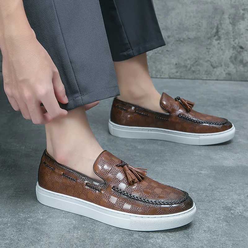 Casual Comfortable Shoes Leather Man Fi Mens British Style Loafers Slip- Outdoor Flats Tassels ShoeXJ250118