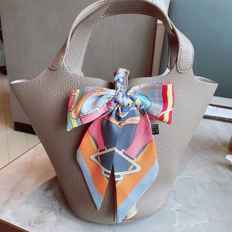 Spring New Style Steed Cavalry Horse Racing La Versatile Twill Ribbon Scarf Travel Bag Handle Ribbon Hair Band Small Scarf W250118