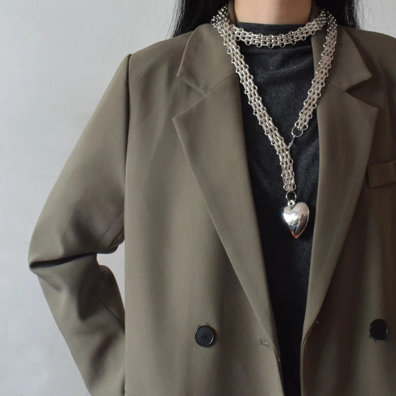 Retro hip-hop thick metal chain silver big love heart tassel waist chain belt female personality wild diagonal strap 250117