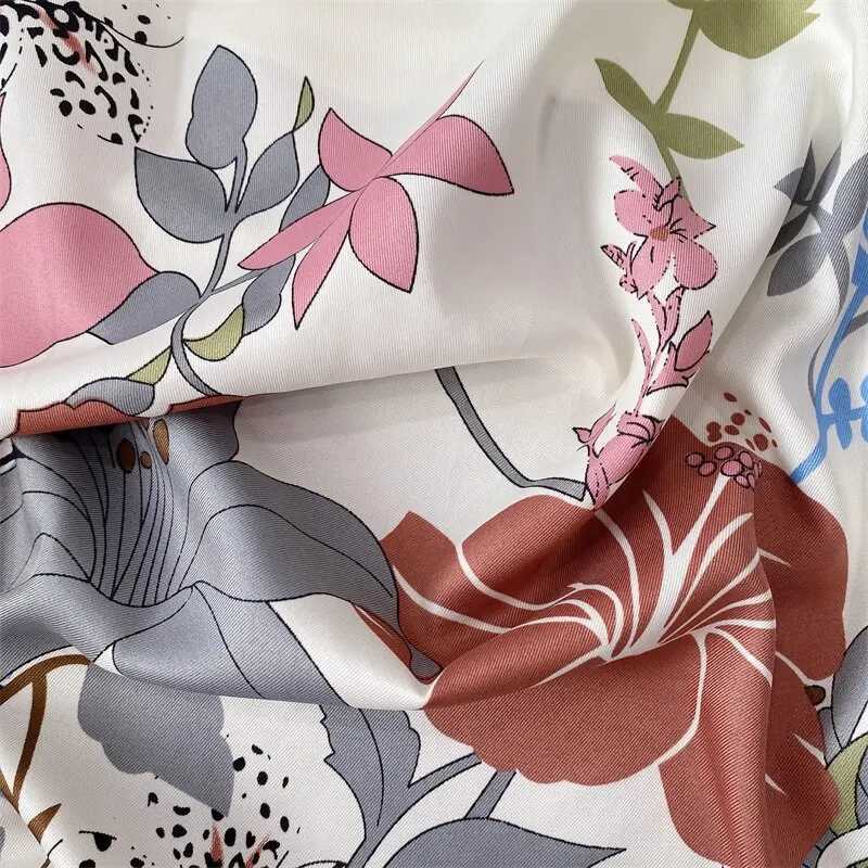 90 * 90cm womens square silk satin polyester scarf with floral print Shls headscarf season Bandanna W250118
