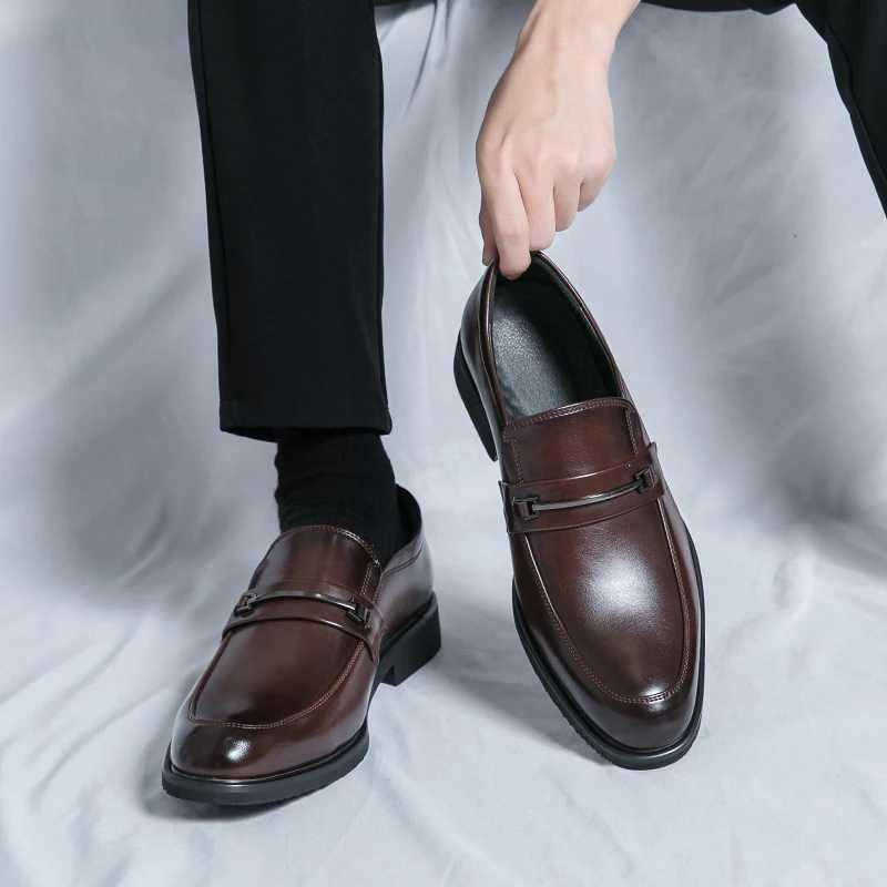 Classic mens casual shoes driving shoes Moccasin Fi mens comfortable wedding leather shoes mens business black dress shoesXJ250319
