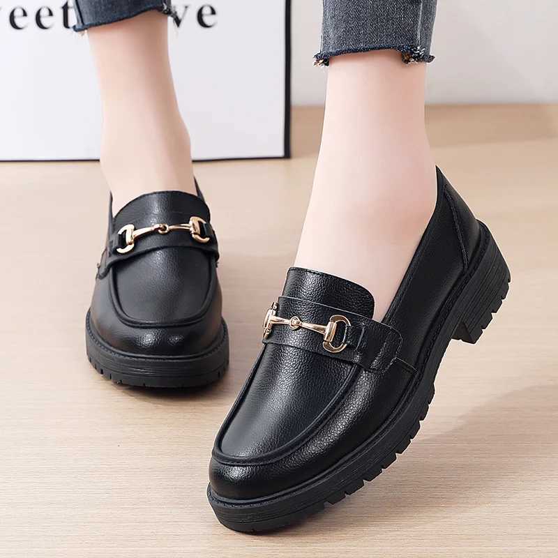 2024 Women Spring New Black Platform Flats Shoes Sneakers Women Loafers Slip Boat Shoes Designer Casual Leather OxfordsXJ250118