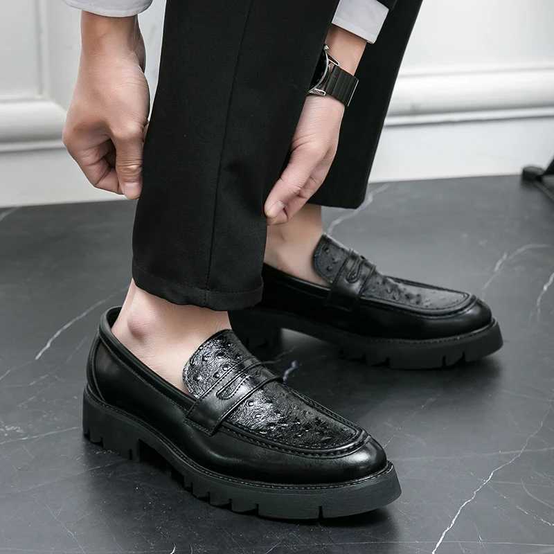 2024 new leather mens thick soled business casual leather shoes a slip- loafers British fi mens shoesXJ250118