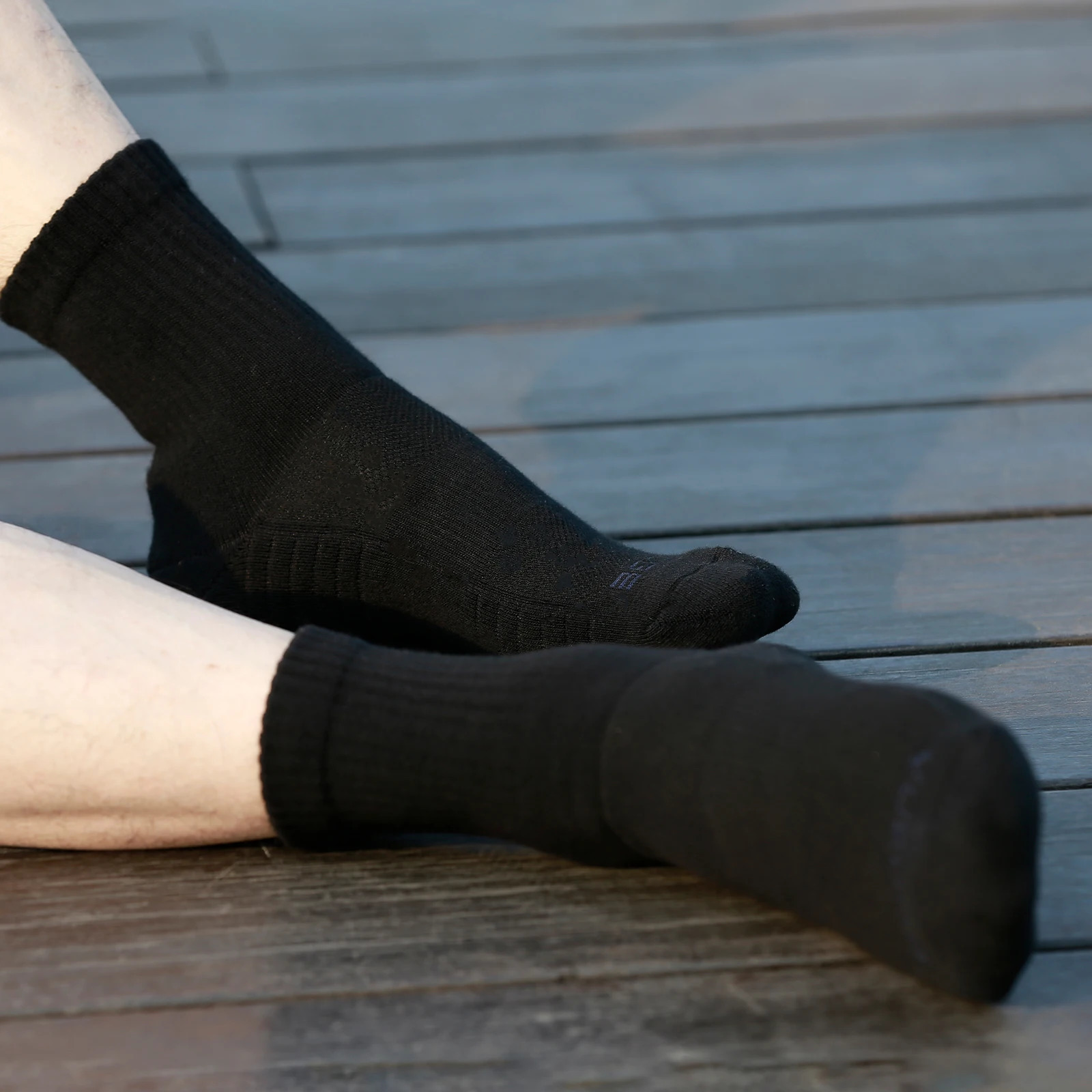 YUEDGE Men Comfortabl Breathable Cotton Cushion Black Crew Athletic Training Trekking Hiking Sports Socks 6 Pairs 37-46 EU 250118