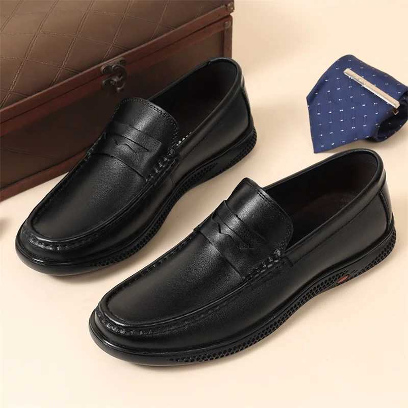 Genuine Leather Mens Loafers Luxury Brand Italian Casual Shoes for Men Shoes Slip Comfy Driving shoes Boat ShoesXJ250118
