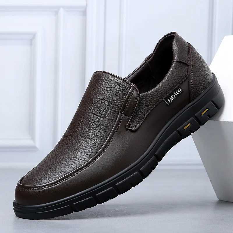 New Genuine Leather Handmade Shoes Casual Shoes For Men Flat Platform Walking Shoe Outdoor Footwear Loafers Breathable SneakersXJ250118