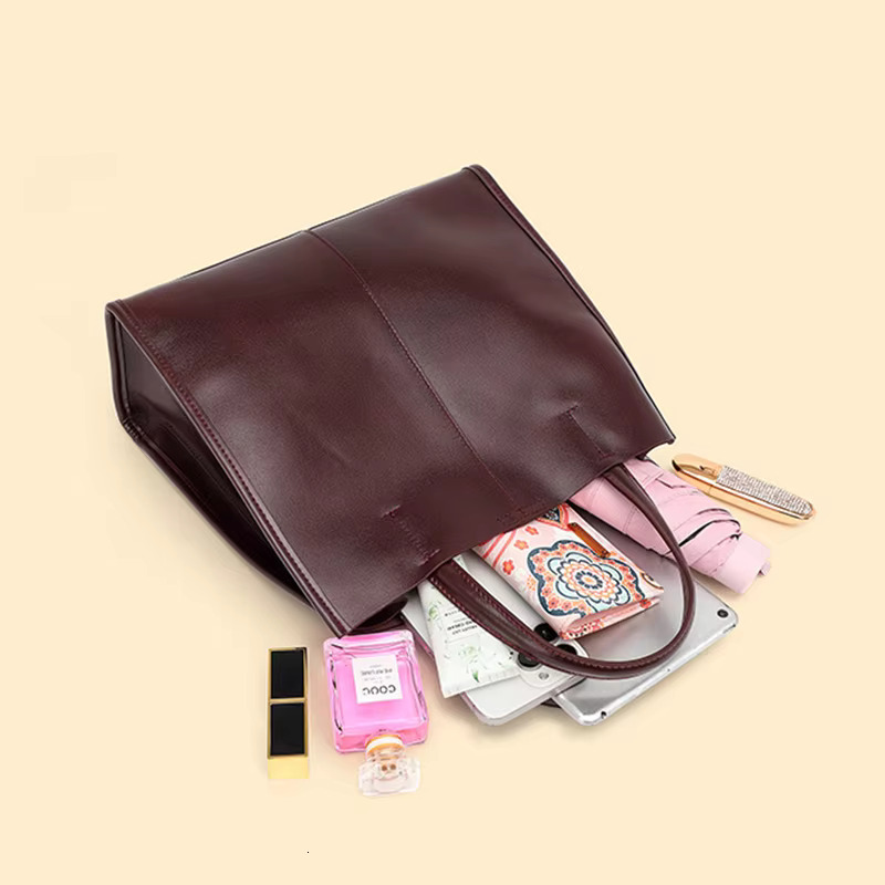 2025 Autumn New Women Genuine Leather Bucket Bag Female Large Capacity Shoulder Messenger Ladies Solid Color Retro Tote Handbag