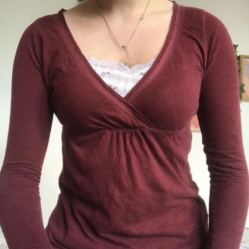 Y2K Cute Grunge Burgundy T-shirt 00s Vintage V Neck Long Sleeve Tees Chic Retro Women Milkmaid Tops Autumn Techwear Clothes 250113
