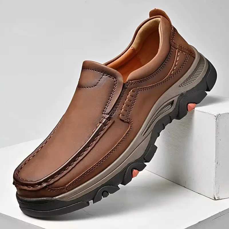 Senior Brand Male Hiking Footwear Genuine Leather Male Loafers Thick Bottom Business Shoes Slip- Leather Mens Casual ShoesXJ250118