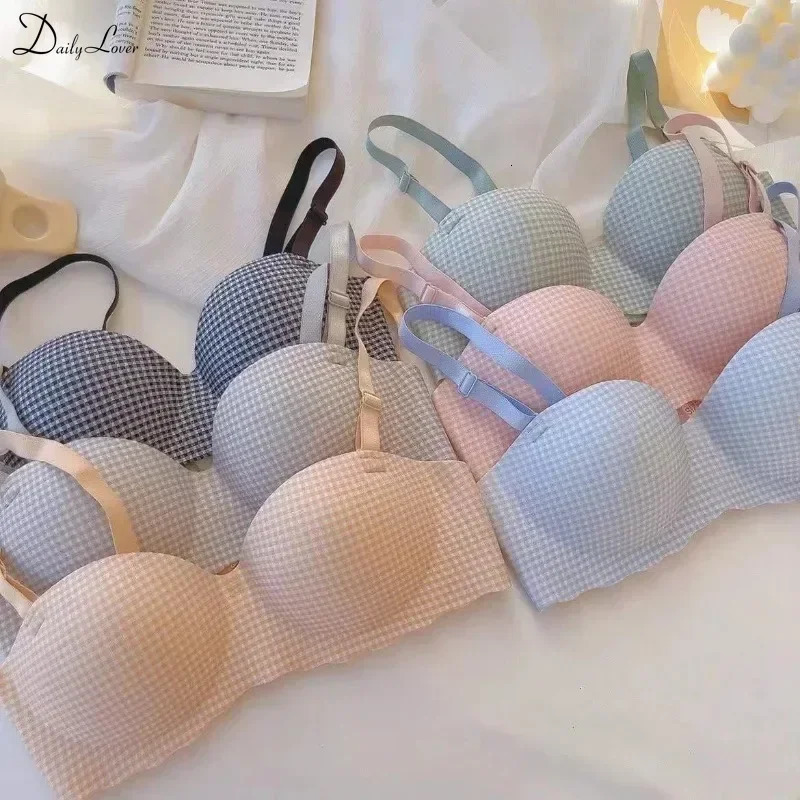 Seamless Bras for Women Ice Silk Simple Small Breasts Gather Thick Push Up Bralette No Steel Rings Lingerie Comfort Underwear 250122