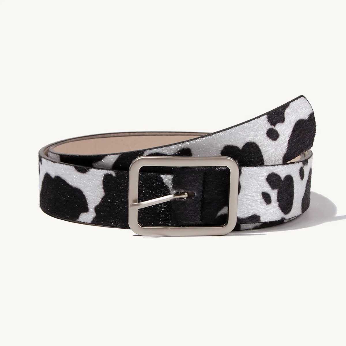 2021 PU Leather Womens Square Button Pin Button Jeans with Cow Pattern Fashion Luxury Brand Fancy Retro Style Womens Gift W250120