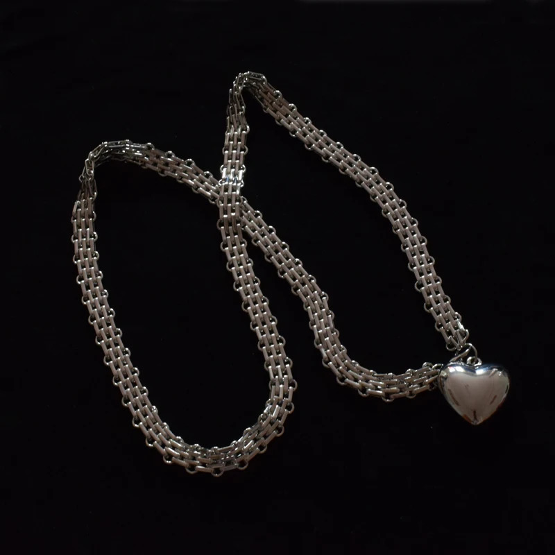 Retro hip-hop thick metal chain silver big love heart tassel waist chain belt female personality wild diagonal strap 250117