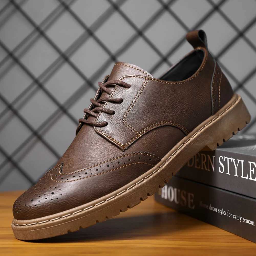 Men Brogue British Casual Dress Shoes Male Gentleman PU Leather Footwear Semi-Formal Men Loafers Thick Sole Party Zapatos HombreXJ250118
