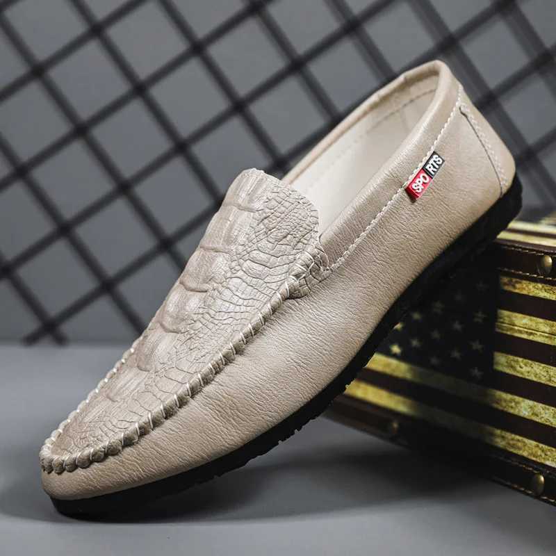 Men Loafers Casual Shoes Boat Shoes Mens Mocassins 2023 New Fi Driving Shoes Slip Walking Flats Leather Mocassin HommeXJ250118
