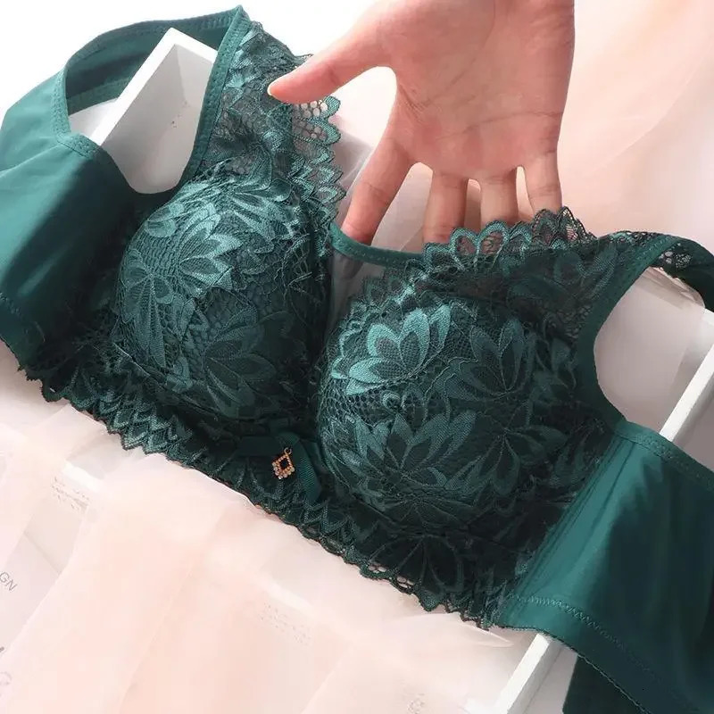 Sexy push up bra womens backless topnotch floral Bralette lace thin large size no steel ring 250122