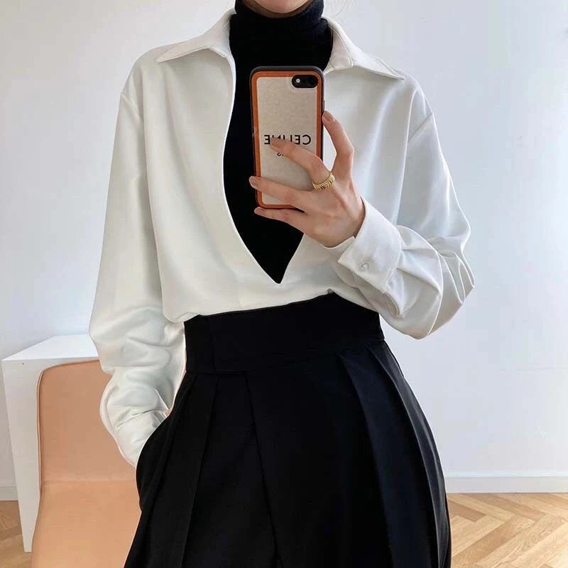 MEXZT Elegant Vintage Blouses Women Chic Long Sleeve V Neck Tops Office White Loose No Buttons Shirts Harajuku Outerwear Clothes 250122