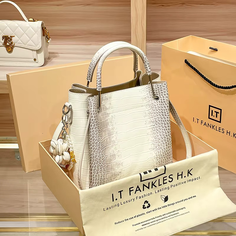 Brand Leather 2024 New Portable Bucket Bag Women's Handbags Large Capacity Single Shoulder Crossbody Bags
