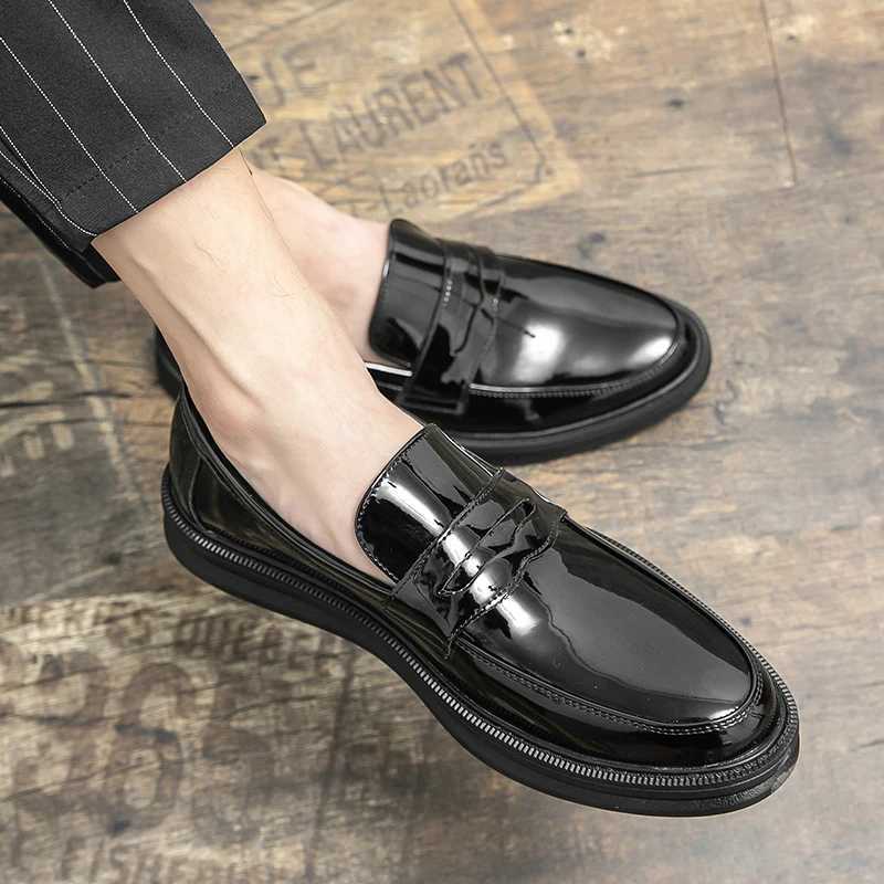 Brand Mens Loafers White Mens Dress Office Wedding Dress Shoes Lace Up Round Toe Black Shiny Leather Shoes Mens Casual ShoesXJ250118