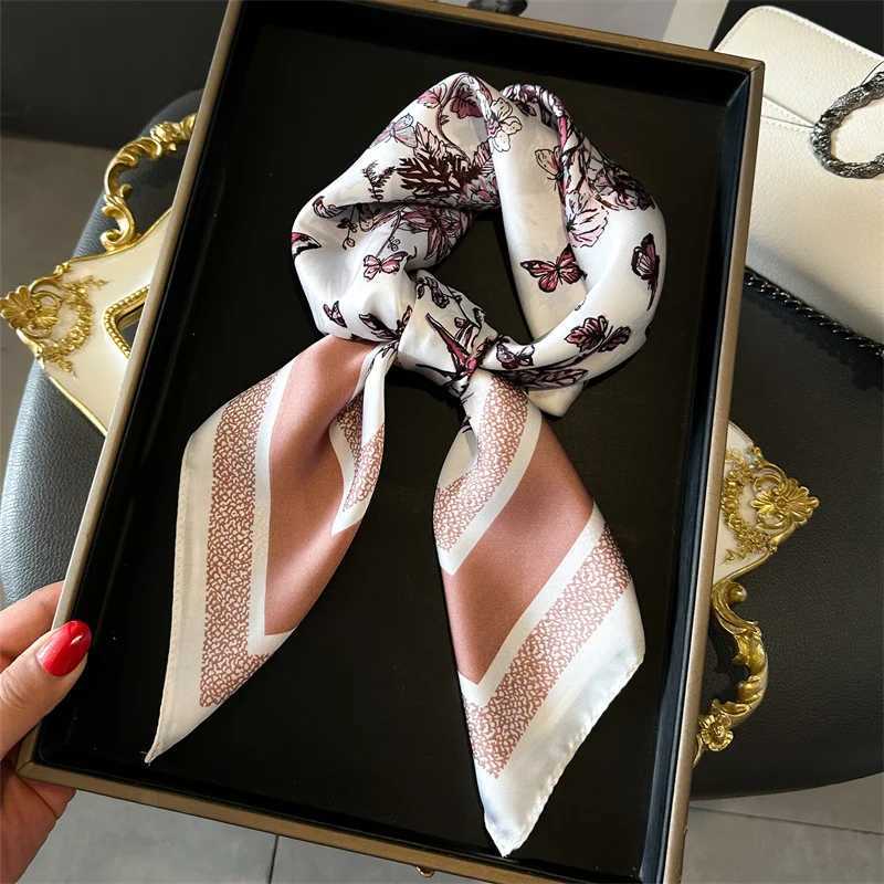 2024 Spring/Summer 70cm Fashion Square Scarf Leisure Neckerchief Imitation Silk Bandannas Womens Butterfly Flower Print Shl W250118