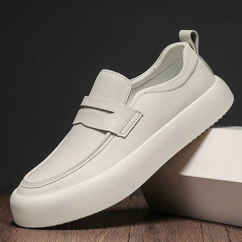 Genuine Leather Men Casual Shoes High Quality Mens Handmade Loafers All-mah Mens Comfortable Sneakers New Mens Slip FlatsXJ250118
