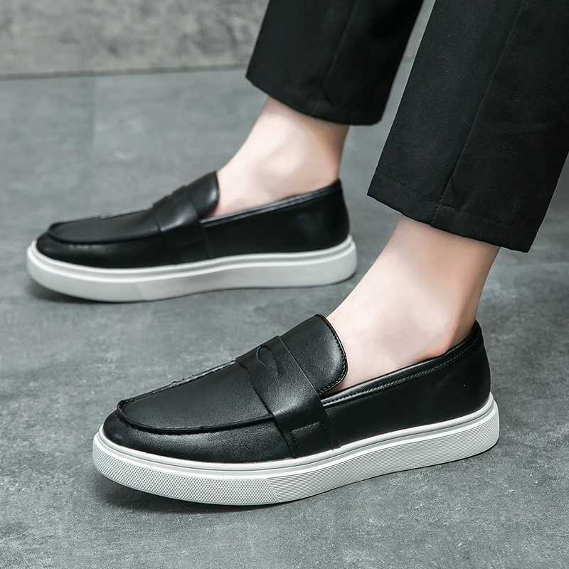 Casual Leather Social Shoes For Men High Quality Shoes Male Slip Loafers Flat Boat Mens Office Shoes Men 2025XJ250118