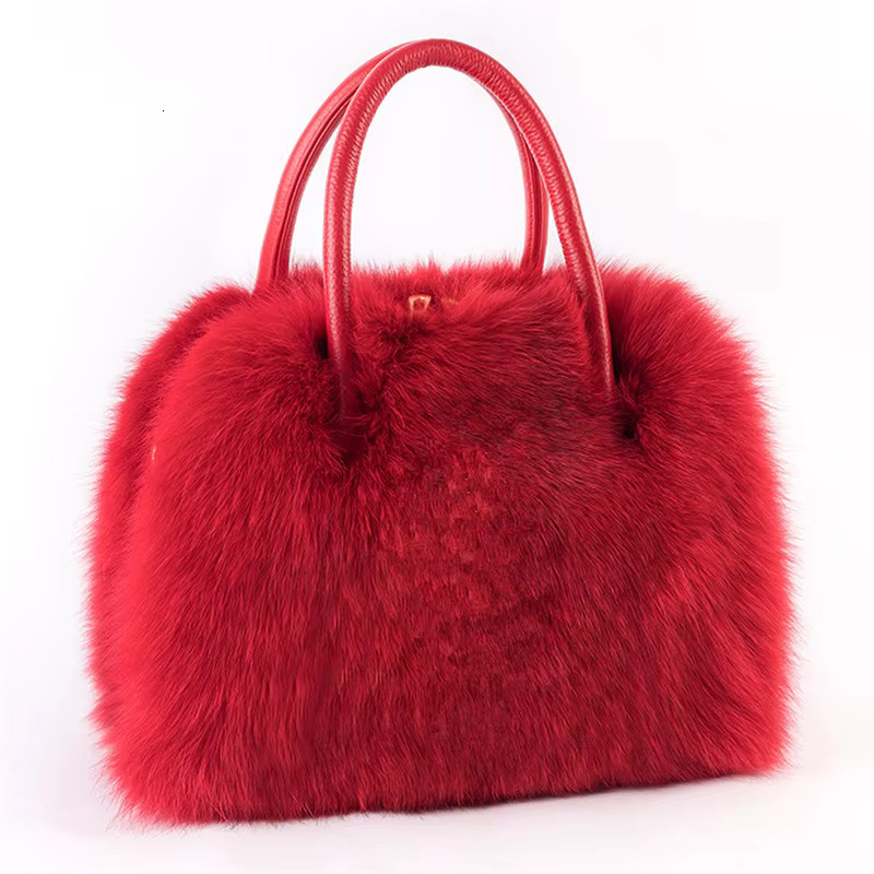 New Clothing Designer Brand Fox Hair Large Capacity Fashion High-End Handbag Charm Women's Fur Bag 2023