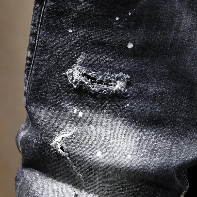 Casual Summer Jeans Knee-length Distressed Denim Shorts Spray Paint and Stickers Boyfriend Mens Clothing Short Pants 250109