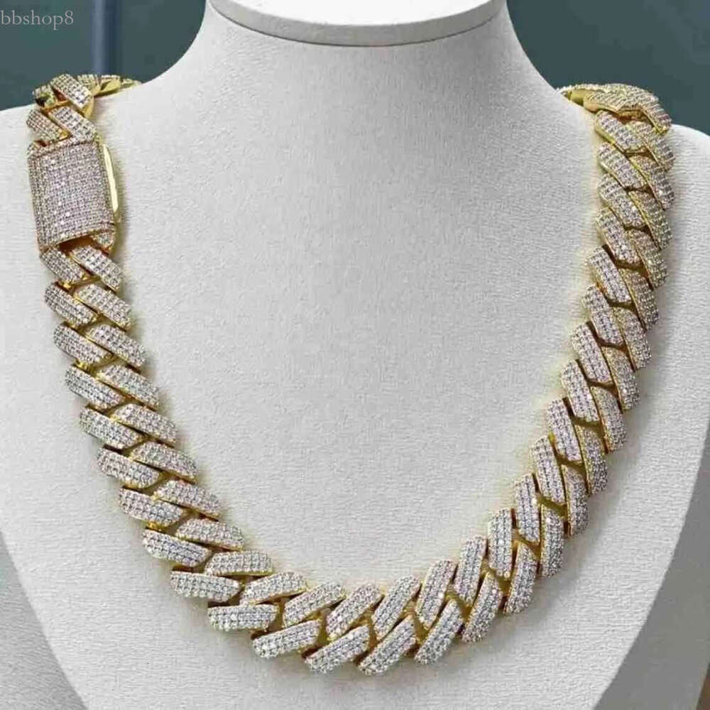 Flawless d Vvs Moissanite k 18mm Iced Cuban Chain Sier