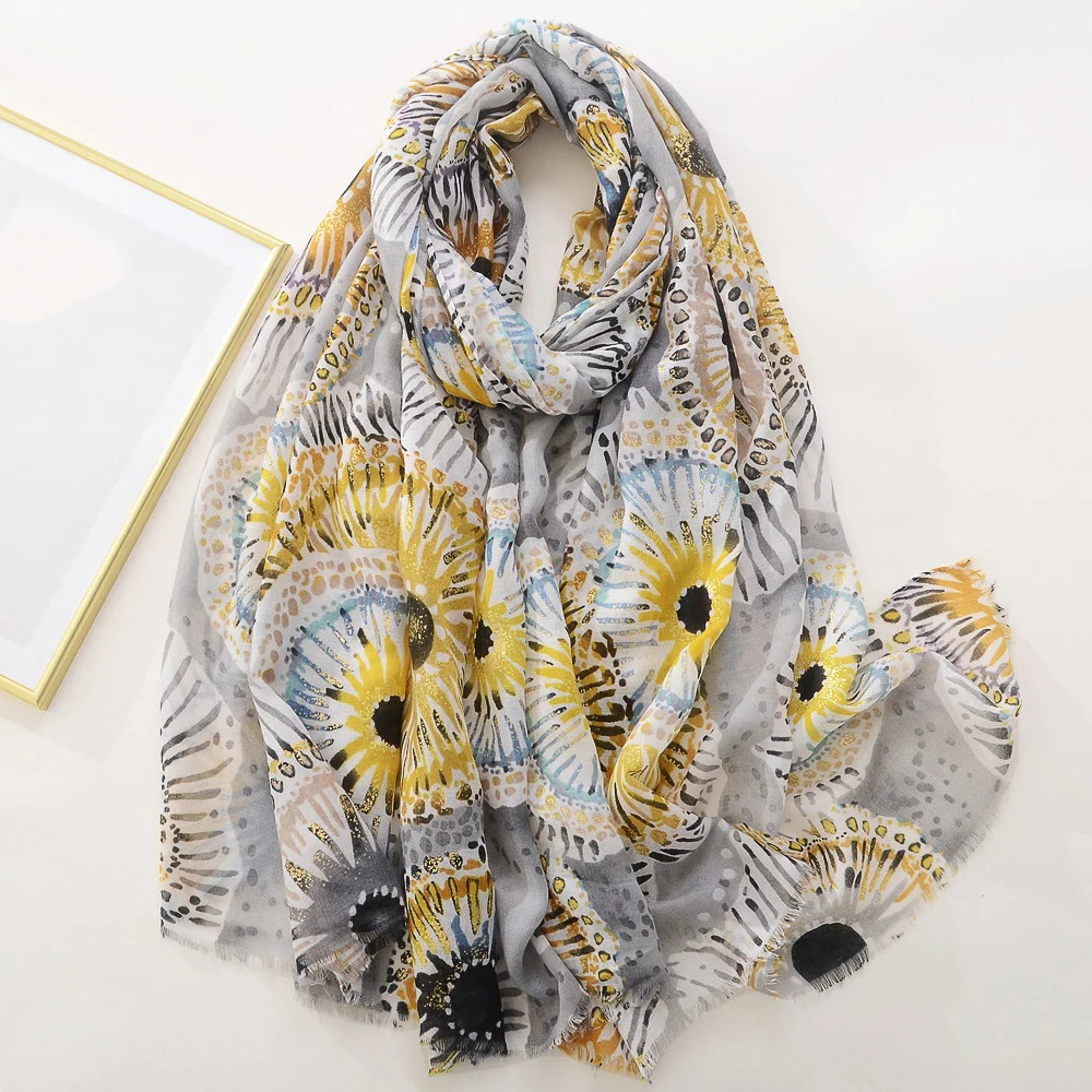 Fashion Sequins Scarf For Muslim Women Hijab High Quality Lady Shawl Beach Scarf Silk Scarves Woman Muslim Veil Headscarf 250120