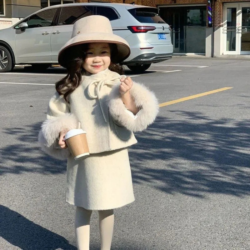 Elegant children clothing girl woolen jacket autumn and winter style girl western-style vest skirt fur edge woolen coat trend 250113