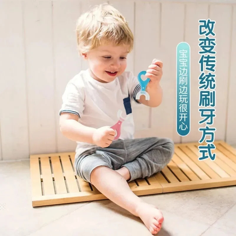 Toothbrush Children 360 Degree Ushaped Child Teethers Brush Silicone Kids Teeth Oral Care Cleaning 250115