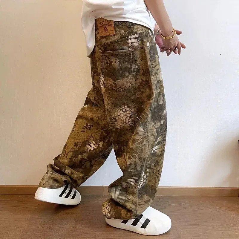 Snake Print Camouflage Pants for Men Wide Leg Jeans Demin Trousers Male Streetwear Hip Hop Vintage Clothes Casual 250109
