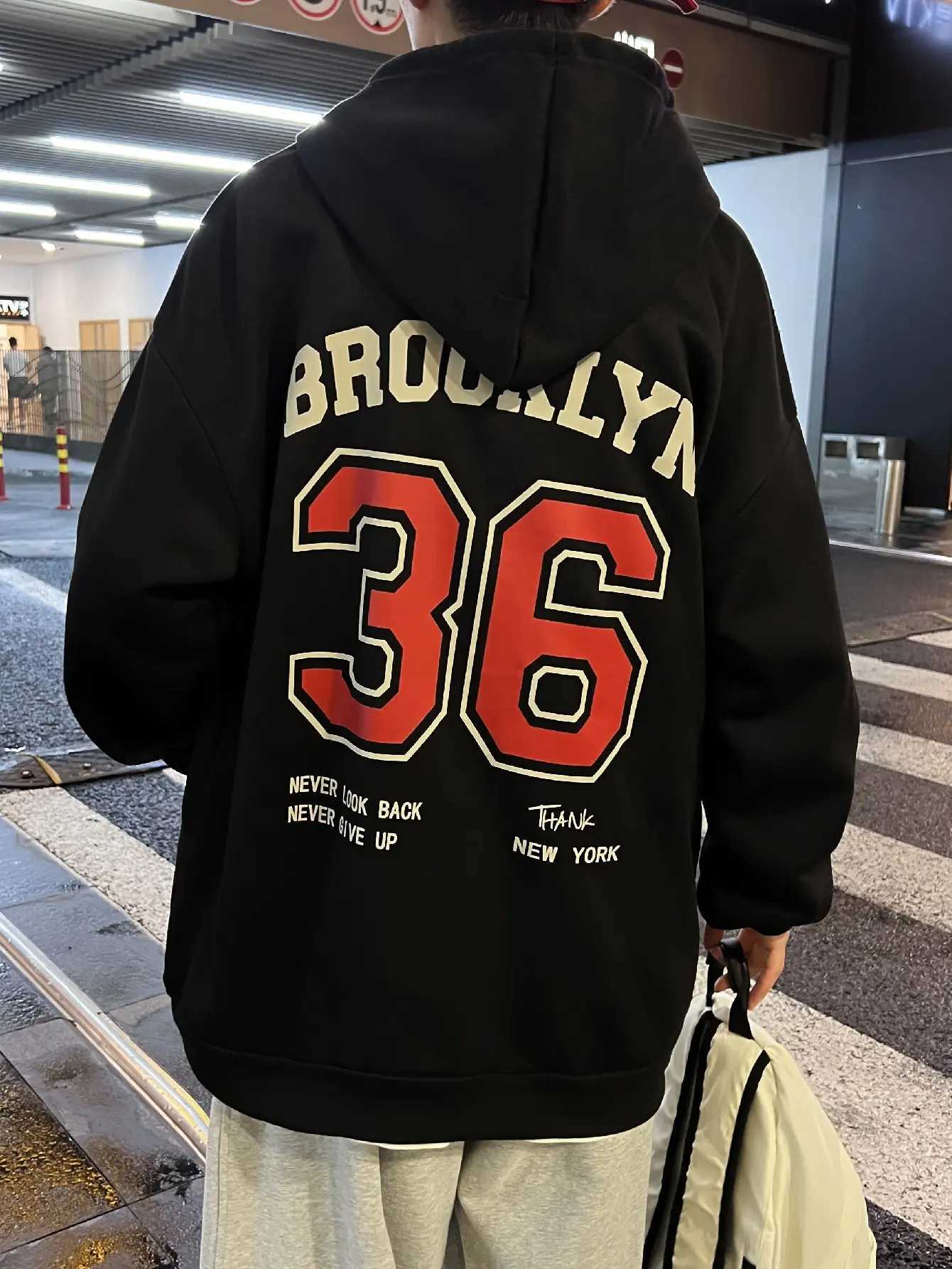 Brooklyn 36 Art Letter Retro Design Hoodies For Mens All-Match New Pullovers Street Casual Hoody Pocket Comfortable Male Tops W250117