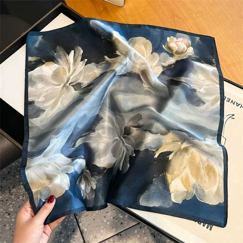 %Silk womens scarf high-quality luxury 53cm square scarf oil painting style neck hair wrist bandage tie Shls design W250118