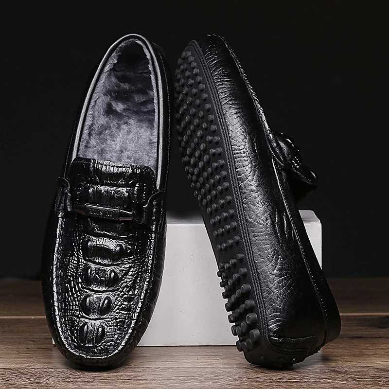 Genuine Leather Loafers Mens Luxury Slip Casual Driving Shoes with Fur Winter Warm Shoes Men Boat Shoes Size 38-45XJ250118