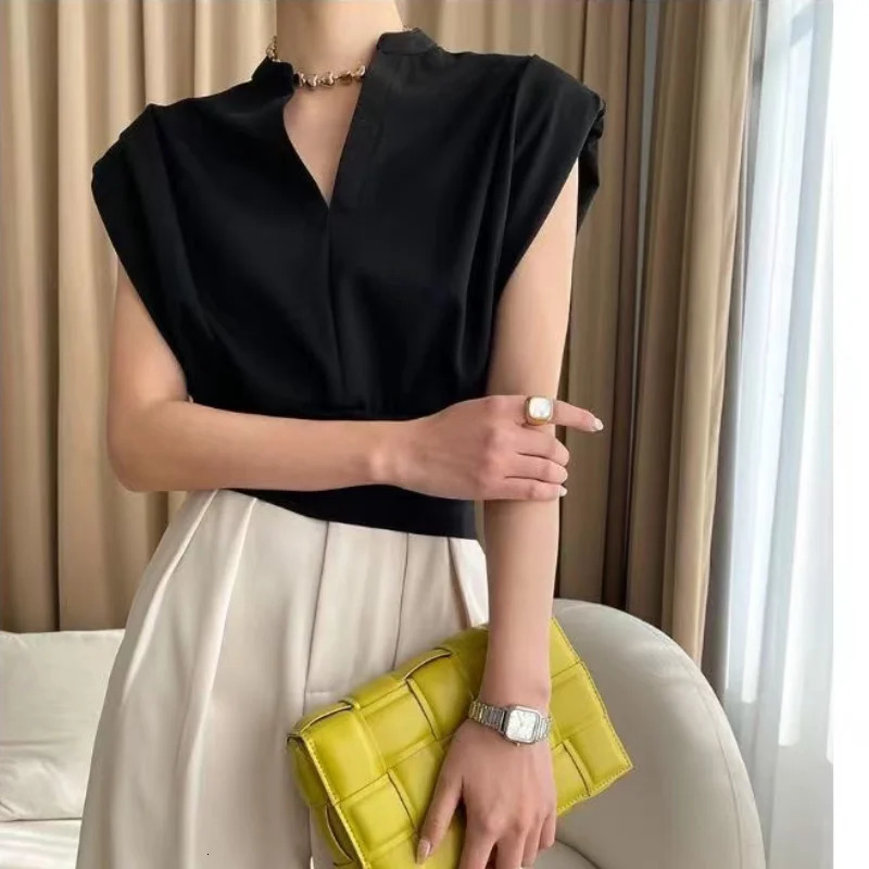 Black Vneck Short Shirt Summer Crop Top Womens Fashion Sleeveless Shirts Elegant Office Lady Clothes Top Casual Blouse 250121