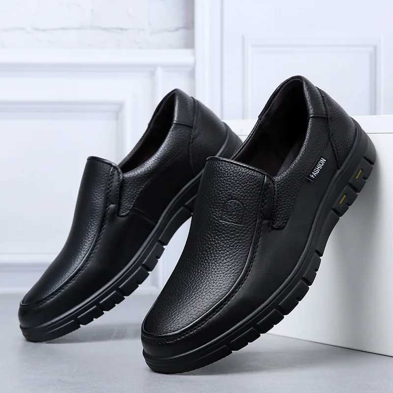New Genuine Leather Handmade Shoes Casual Shoes For Men Flat Platform Walking Shoe Outdoor Footwear Loafers Breathable SneakersXJ250118