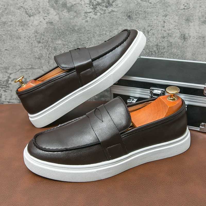 Casual Leather Social Shoes For Men High Quality Shoes Male Slip Loafers Flat Boat Mens Office Shoes Men 2025XJ250118