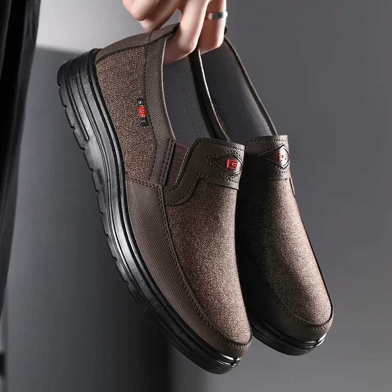 Lightweight Men Casual Shoes Canvas Shoes Wear-resistance N-slip Mens Loafers Breathable Comfort Driving Shoes Zapato HombreXJ250118