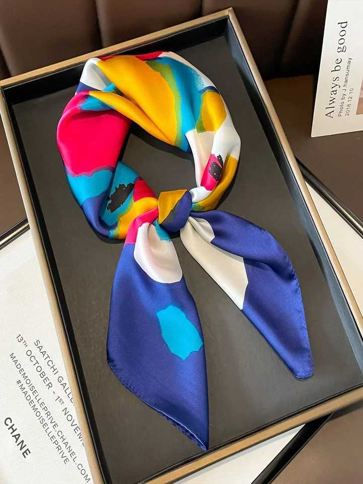 Low key luxury womens headscarf is a must-have for spring and summer imitating silk screen square headscarf fashion 2024 W250118