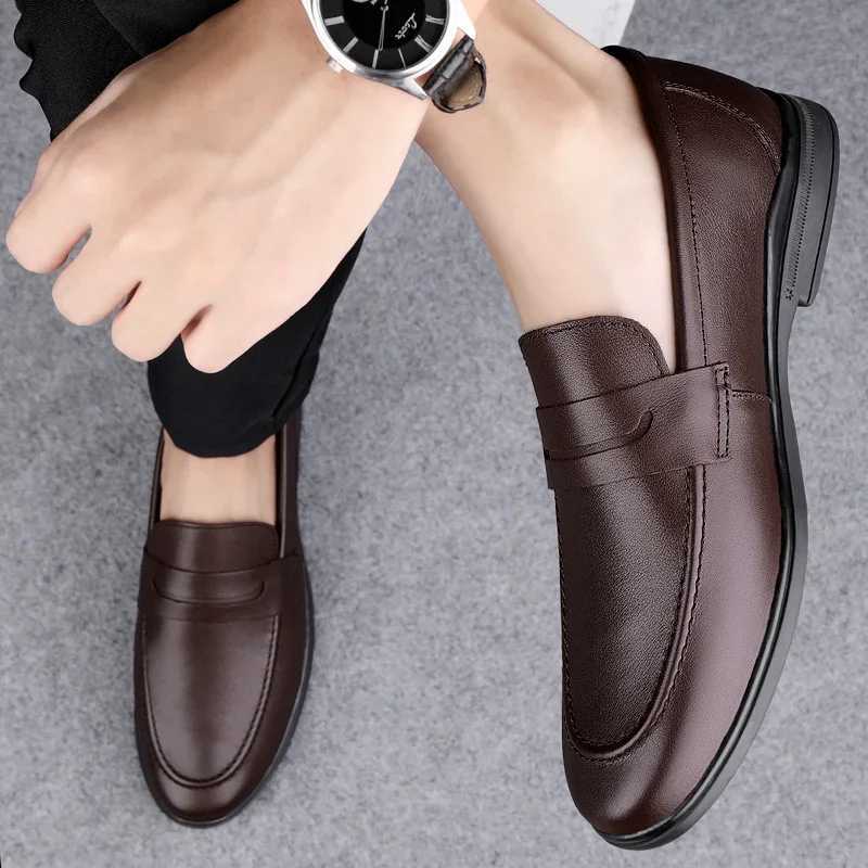 Mens Genuine Leather Casual Shoes Slip Winter Plush Snow Loafers N Slip Breathable Driving Flats Spring Walking Work ShoesXJ250118