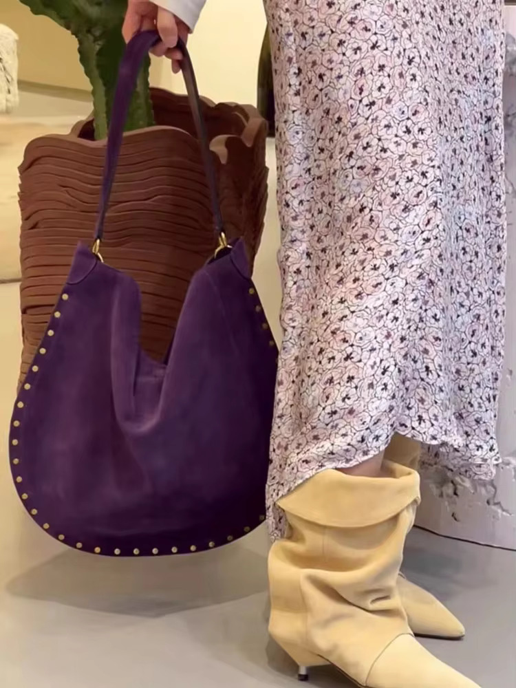Vintage Women Casual Single Shoulder Bag Versatile Genuine Leather Handbag Rivets Designer High Capacity Haruku Ladies Tote