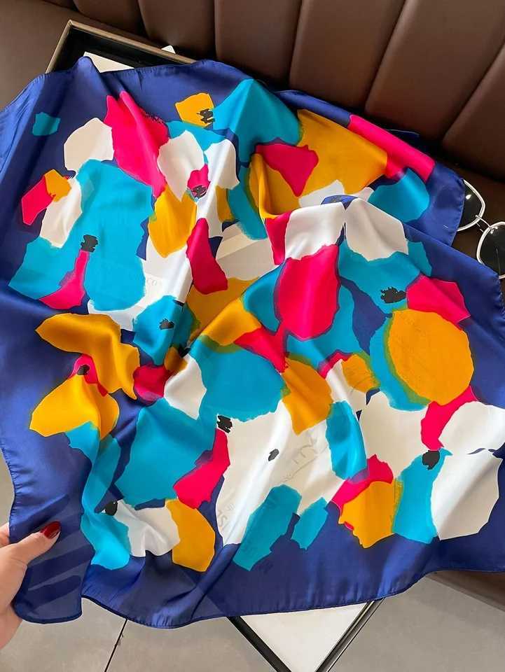 Low key luxury womens headscarf is a must-have for spring and summer imitating silk screen square headscarf fashion 2024 W250118