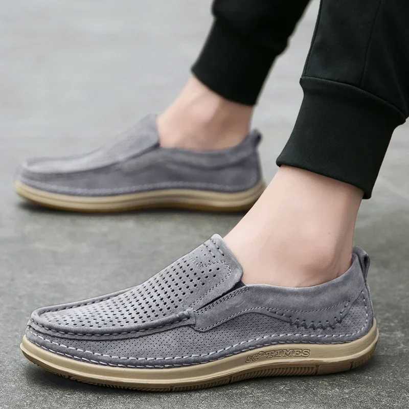 Hollow Out Summer Loafers Luxury Genuine Leather Mens Shoes Suede Male Casual Shoes Breathable Soft Driving Shoes Walking ShoesXJ250118